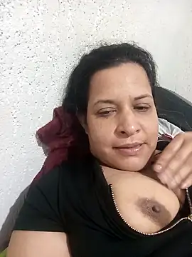 n4ughty friends online show from January 2026 01:20:02 AM