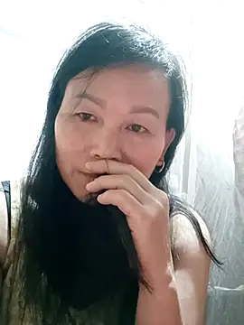 Lili-123k online show from December 2025 05:21:02 PM