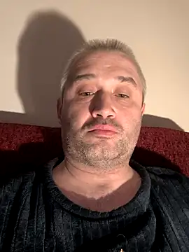 Olomoucak1982 online show from March 2026 06:52:01 PM