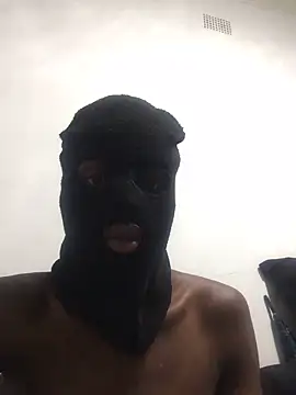 Snapshot of Pound5King chatting on April 2026 08:10:02 PM Pound5King online show from April 2026 08:10:02 PM