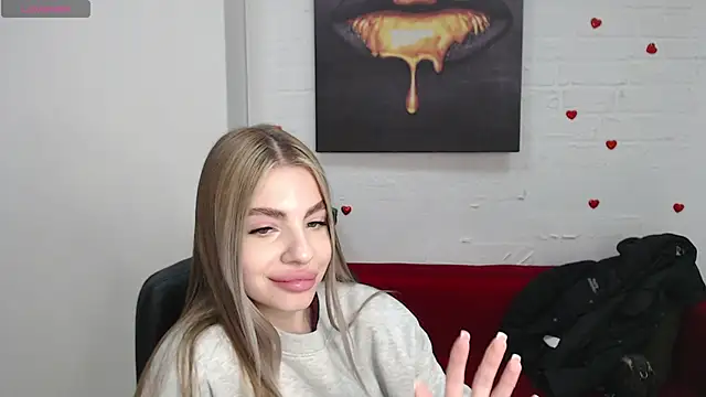 Snapshot of EsterNoir chatting on December 2025 08:52:02 AM EsterNoir online show from December 2025 08:52:02 AM