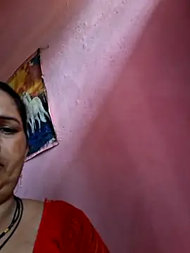 Your-shreya143 online show from July 2026 07:33:01 AM