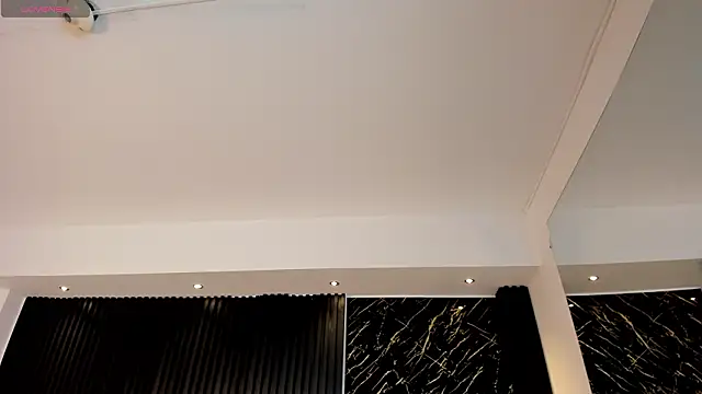 TiffanyHoustton online show from February 2026 11:40:01 AM