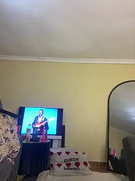 Privy001 online show from December 2025 02:55:01 PM