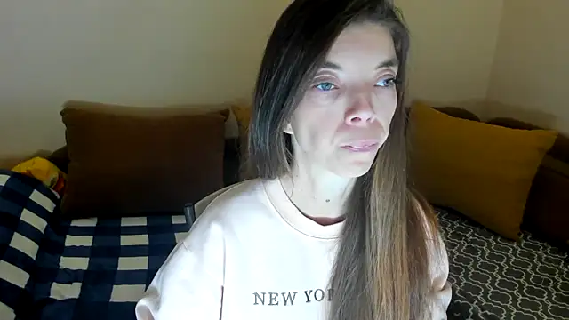 LikaAliston online show from December 2025 08:32:02 AM