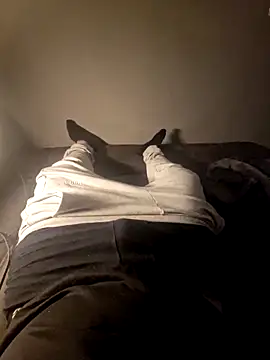 AnonymGerman1 online show from December 2025 11:34:02 PM