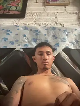 Snapshot of StevenMC27 chatting on February 2026 04:16:02 PM StevenMC27 online show from February 2026 04:16:02 PM