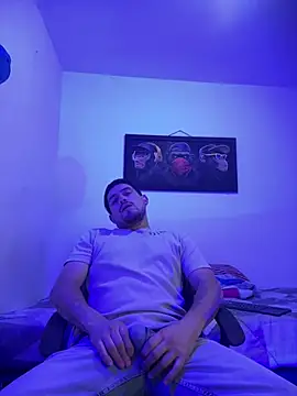 williamsmiiths16 online show from July 2026 12:00:02 PM