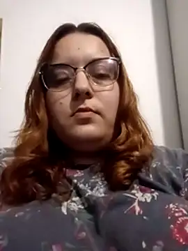 SpicyEmily XX online show from December 2025 10:40:02 PM