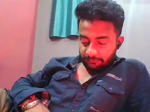 chutlhunter online show from December 2025 08:35:01 PM