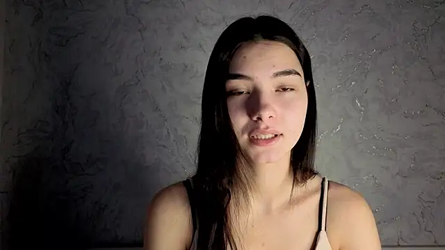 Laura Sunday online show from February 2026 07:26:01 AM