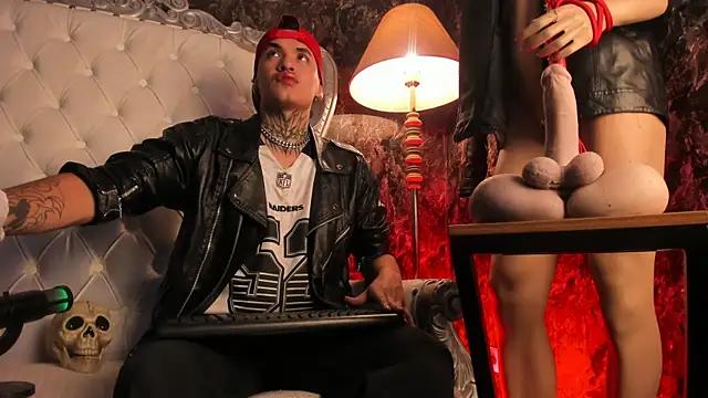 AlecBanne online show from February 2026 11:04:02 PM