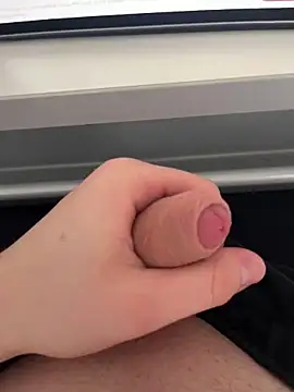 hannes256102 online show from March 2026 04:36:01 PM