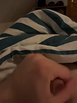 hannes256102 online show from March 2026 09:16:02 PM