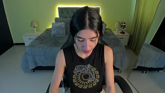 Celeste Rous   online show from December 2025 12:33:02 PM