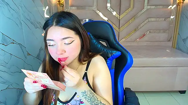 emily  r  online show from January 2026 01:16:01 PM