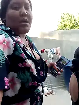 VaneandRossy online show from January 2026 09:40:01 PM