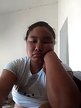 Snapshot of VaneandRossy chatting on April 2026 03:36:01 PM VaneandRossy online show from April 2026 03:36:01 PM