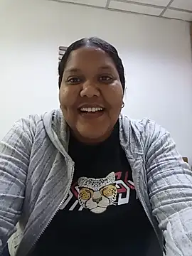 Snapshot of VaneandRossy chatting on May 2026 07:37:02 PM VaneandRossy online show from May 2026 07:37:02 PM