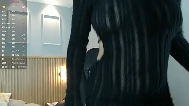 Snapshot of VENUSGREYS1 chatting on March 2026 12:32:01 PM VENUSGREYS1 online show from March 2026 12:32:01 PM