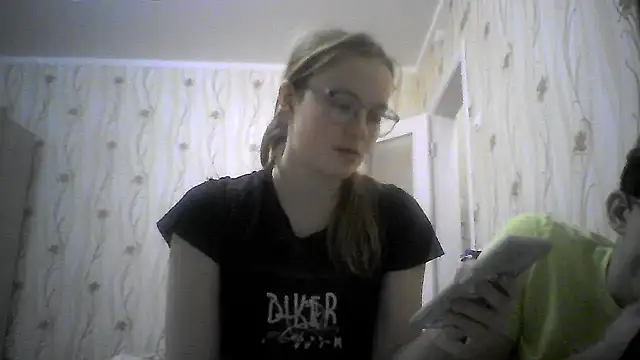 EvgeniyXAnna online show from February 2026 08:57:02 PM