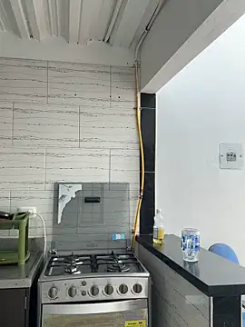 EvaniaBlu online show from January 2026 04:00:01 PM