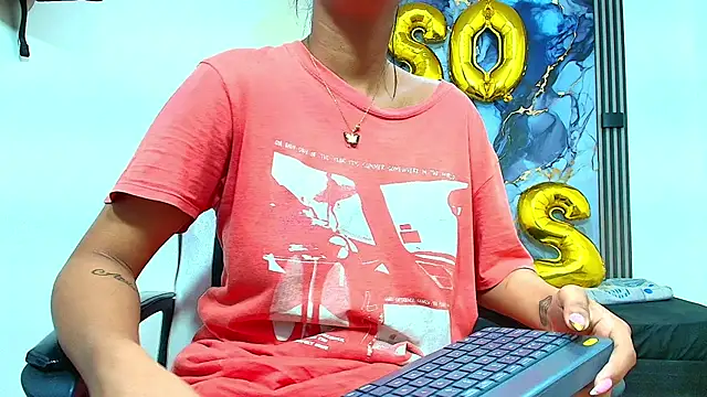 Snapshot of Valentina_and_sneider_ chatting on January 2026 07:15:01 PM Valentina and sneider online show from January 2026 07:15:01 PM