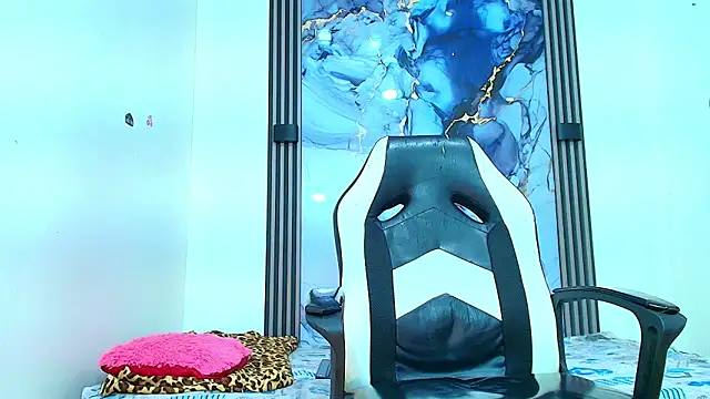 Snapshot of Valentina_and_sneider_ chatting on January 2026 08:14:01 PM Valentina and sneider online show from January 2026 08:14:01 PM