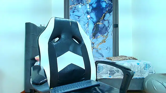 Snapshot of Valentina_and_sneider_ chatting on February 2026 07:11:01 PM Valentina and sneider online show from February 2026 07:11:01 PM