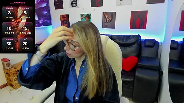 Snapshot of Scarlett_079 chatting on March 2026 11:49:01 AM Scarlett 079 online show from March 2026 11:49:01 AM