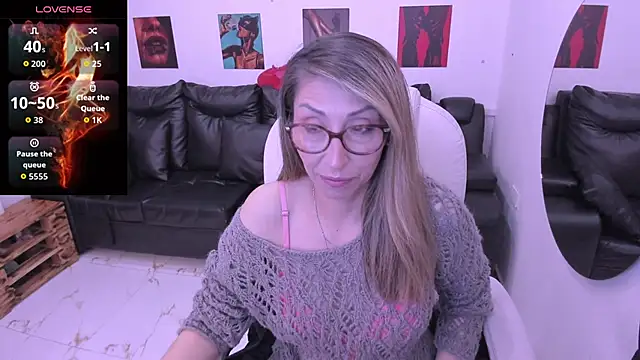 Snapshot of Scarlett_079 chatting on March 2026 11:54:01 AM Scarlett 079 online show from March 2026 11:54:01 AM