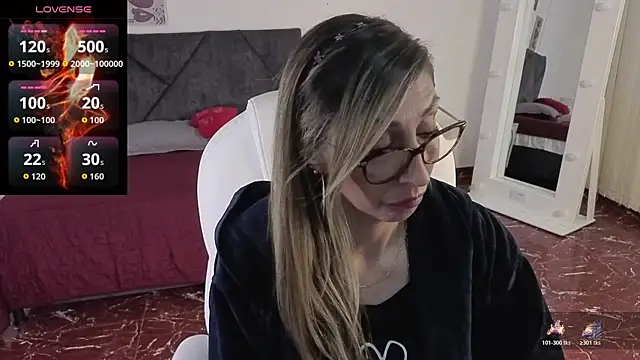 Snapshot of Scarlett_079 chatting on April 2026 11:54:02 AM Scarlett 079 online show from April 2026 11:54:02 AM