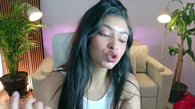 Snapshot of victoria___moon chatting on February 2026 01:29:02 PM victoria moon online show from February 2026 01:29:02 PM