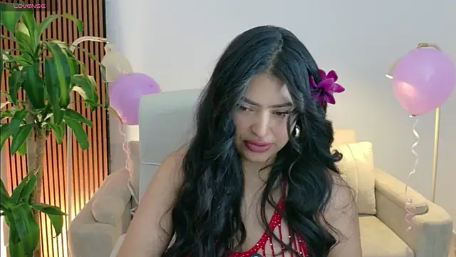 Snapshot of victoria___moon chatting on June 2026 01:31:01 PM victoria moon online show from June 2026 01:31:01 PM
