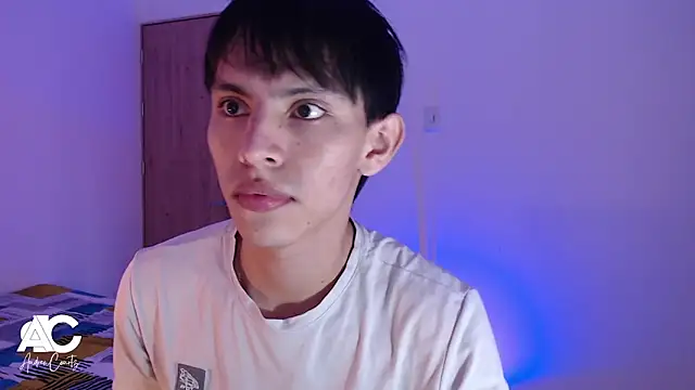 andrew courtzz online show from April 2026 08:20:02 PM