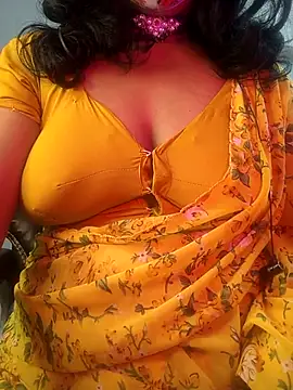 Snapshot of Preeti345 chatting on July 2026 10:39:01 AM Preeti345 online show from July 2026 10:39:01 AM