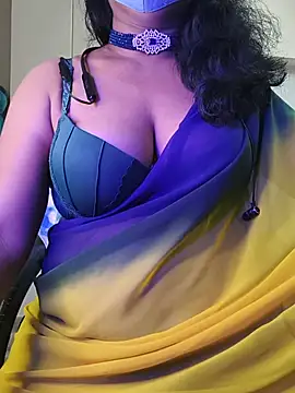 Snapshot of Preeti345 chatting on July 2026 06:43:01 PM Preeti345 online show from July 2026 06:43:01 PM