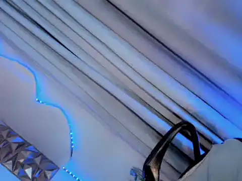 yourbomb shellxx online show from March 2026 08:00:02 AM