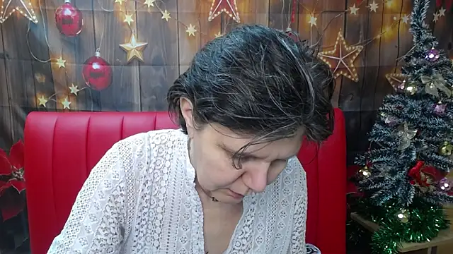 LunaDobra online show from January 2026 06:54:01 PM