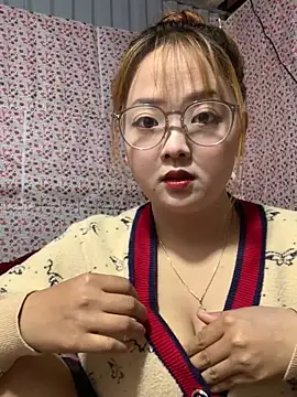 Samsam-006 online show from December 2025 02:31:01 AM