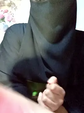 Snapshot of -Batta- chatting on January 2026 04:01:01 PM -Batta- online show from January 2026 04:01:01 PM