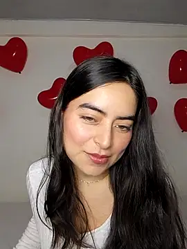 Snapshot of saasha_Petit chatting on February 2026 10:33:02 AM saasha Petit online show from February 2026 10:33:02 AM