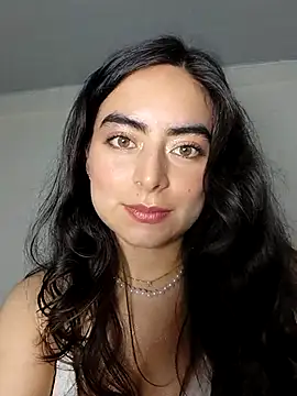 Snapshot of saasha_Petit chatting on February 2026 11:08:01 AM saasha Petit online show from February 2026 11:08:01 AM