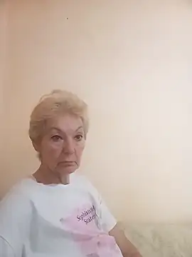 Snapshot of Calypso-Loove chatting on April 2026 07:50:01 AM Calypso-Loove online show from April 2026 07:50:01 AM