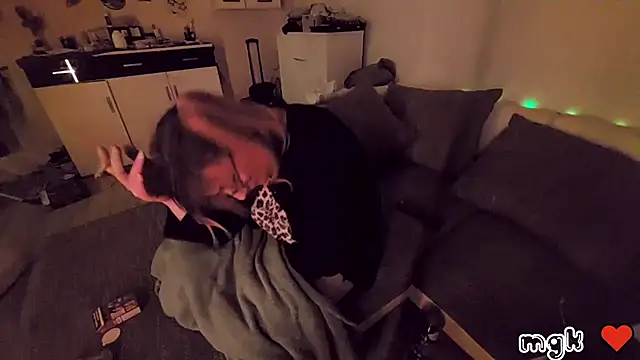 mindfvkc online show from January 2026 02:50:01 AM