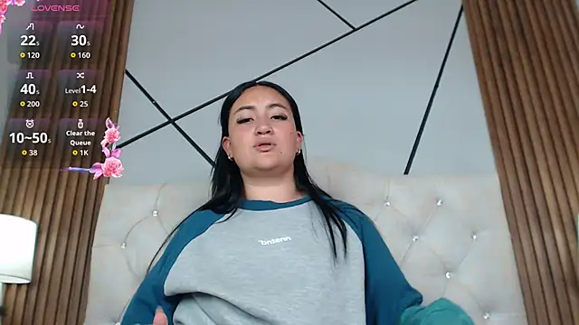 Snapshot of Molly_Denver chatting on January 2026 12:16:01 AM Molly Denver online show from January 2026 12:16:01 AM