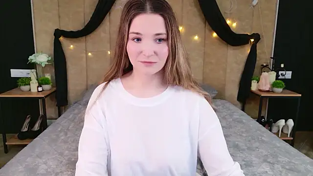 Lina Sinerz online show from March 2026 08:46:02 PM