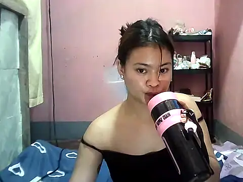 Snapshot of angela_rose20 chatting on April 2026 03:04:02 AM angela rose20 online show from April 2026 03:04:02 AM
