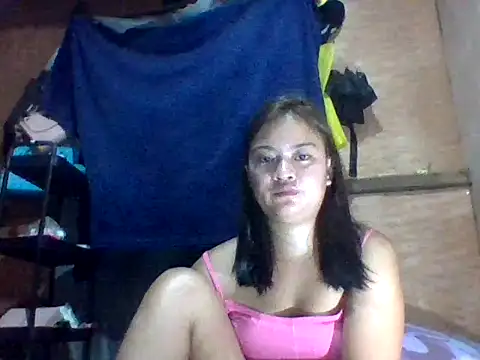 Snapshot of angela_rose20 chatting on May 2026 12:34:01 PM angela rose20 online show from May 2026 12:34:01 PM