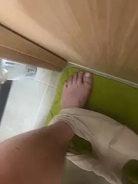 hairylittledic online show from July 2026 10:38:02 PM